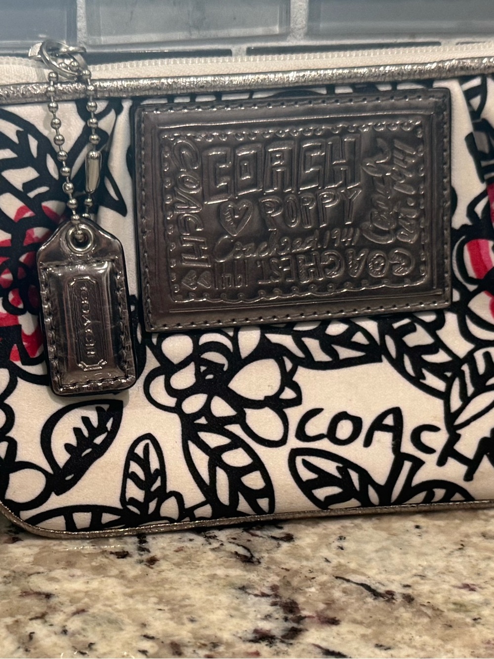 Coach Poppy Graffiti Red Flowers On White & Black Print Floral Pattern - Picture 5 of 12